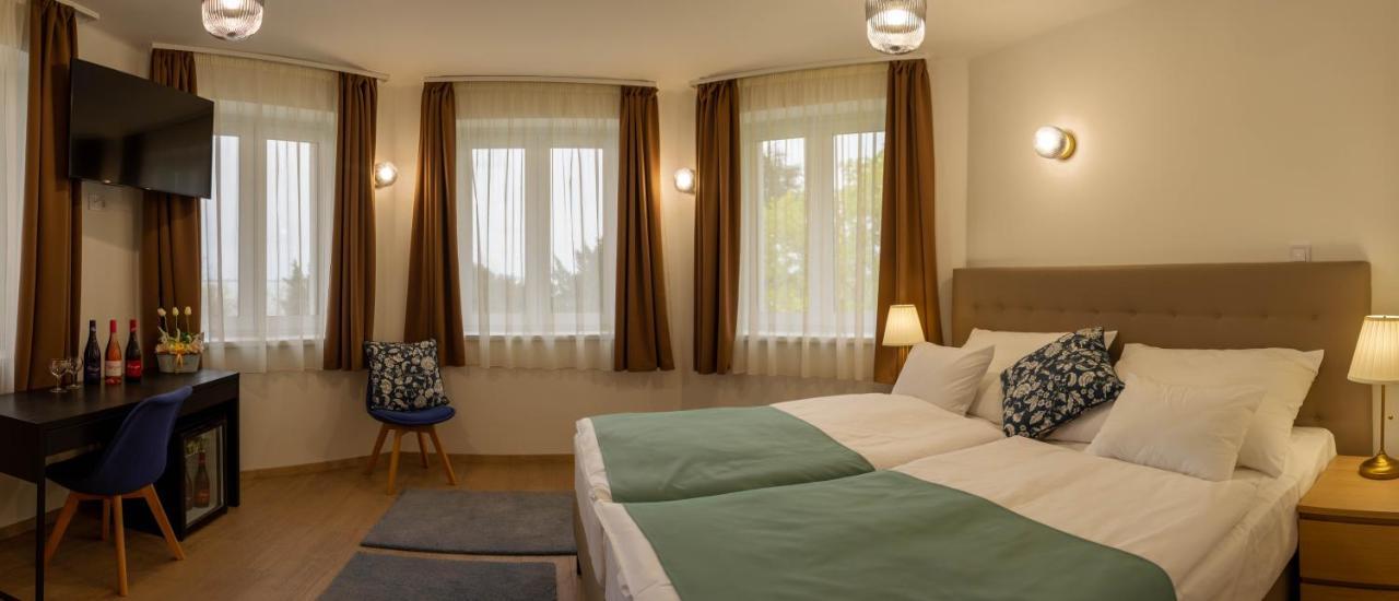 Villa Philip Noir Révfülöp Εξωτερικό φωτογραφία
